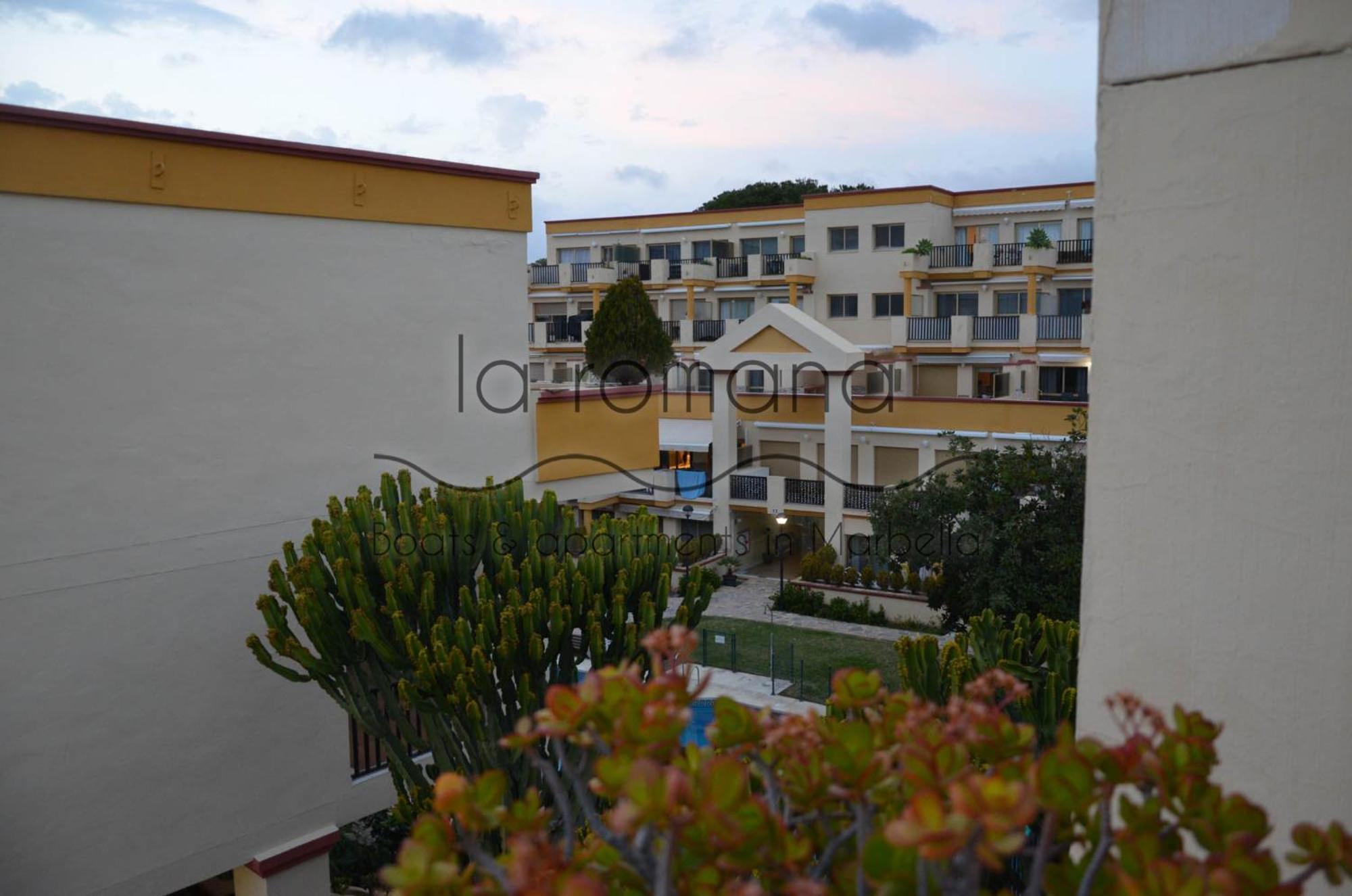 Romana Playa Marbella Luaran gambar